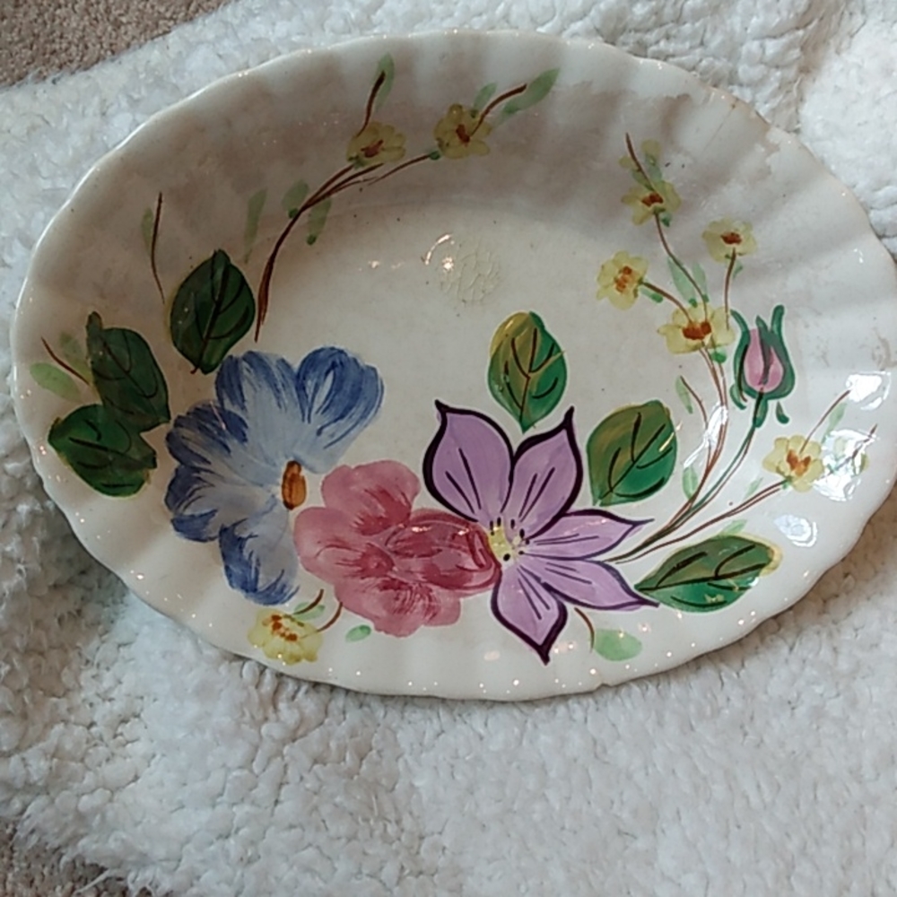 Vintage oval bowl